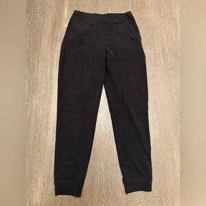LIKE NEW ATHLETA GIRL BLACK POWERVITA JOGGER - Size XL / 14 SKU:242